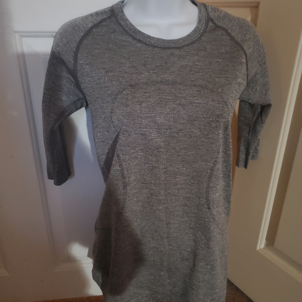 Lululemon  shirt